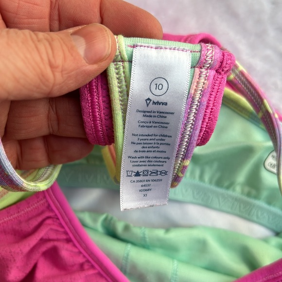 Ivivva by lululemon tank with racer back size 10 pink and mint green - Picture 5 of 5